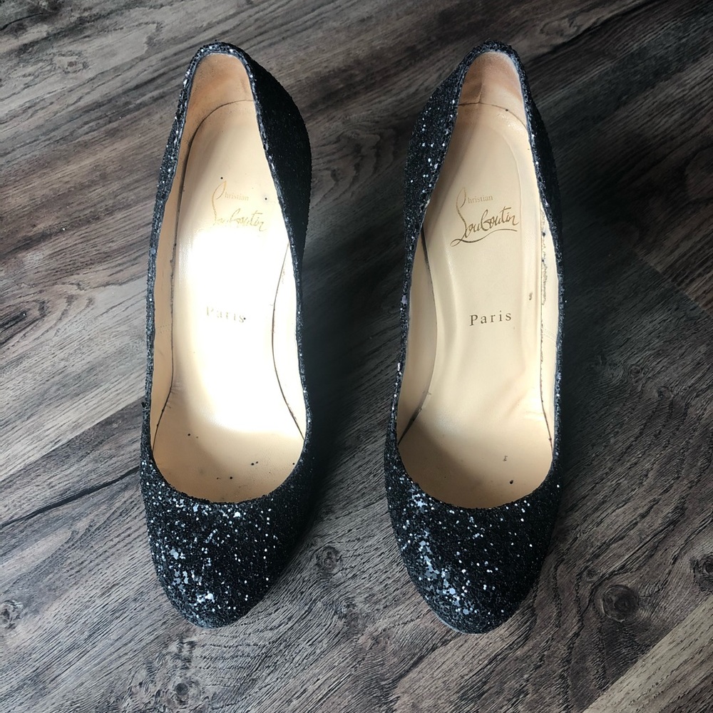 Christian Louboutin fifi glitter pump